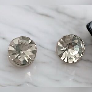 6mm Elegant crystal Silver Stud Earrings